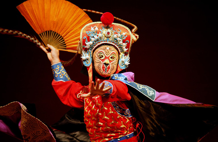Sichuan Opera Mask Changing